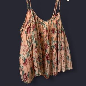 Forever 21 Floral Flowy Pleated Tank